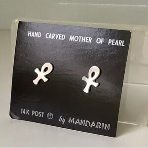 New 14 K Post ankh Mother of Pearl earrings vintage